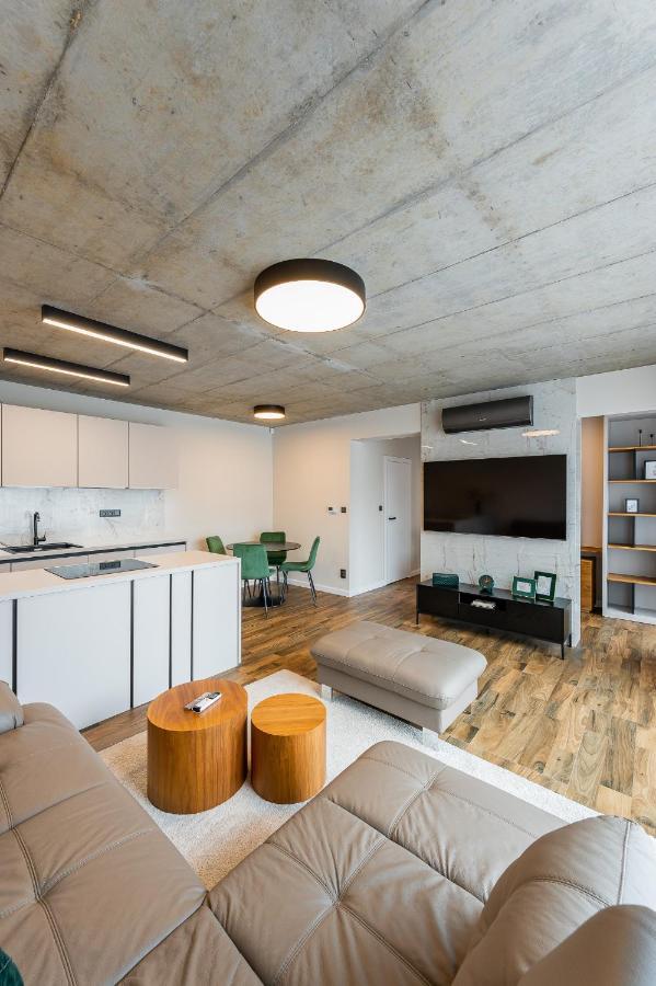 H75 Apartments Kosice Centre Bagian luar foto