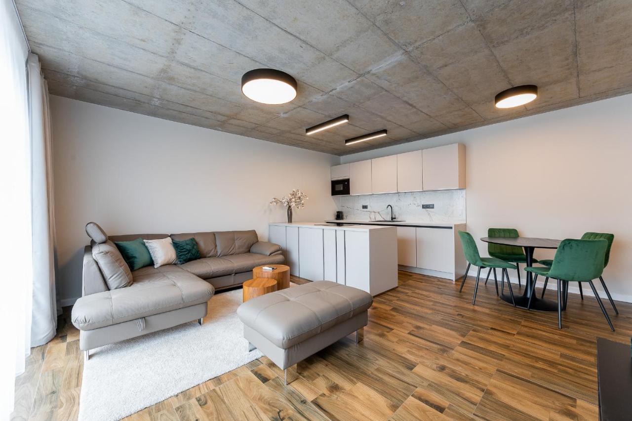 H75 Apartments Kosice Centre Bagian luar foto
