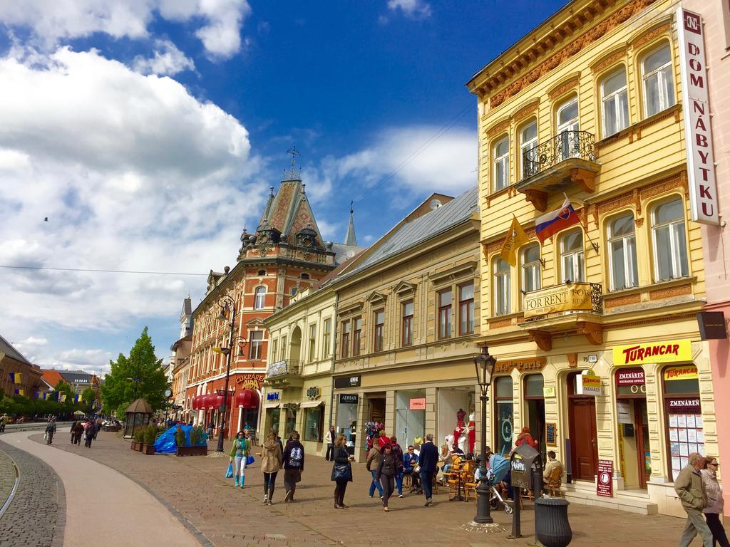 H75 Apartments Kosice Centre Bagian luar foto