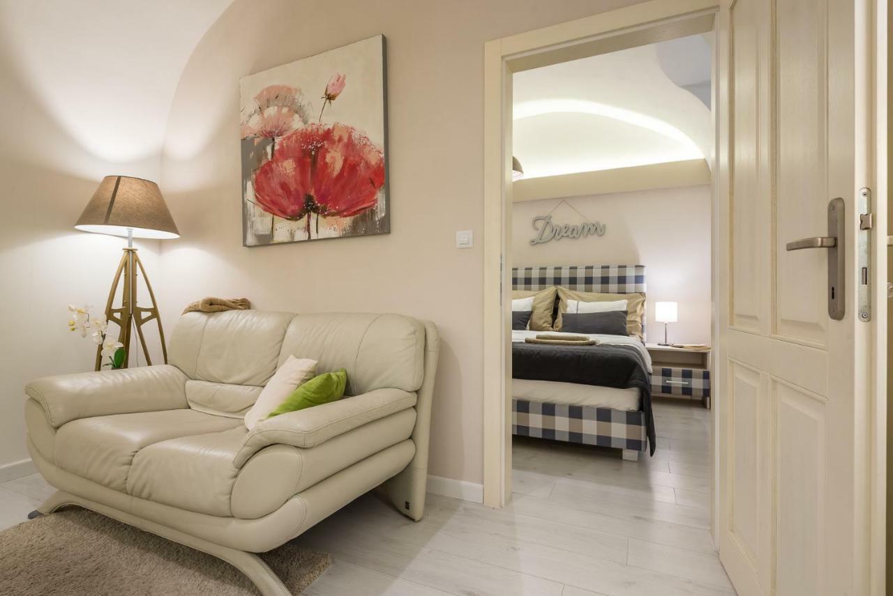 H75 Apartments Kosice Centre Bagian luar foto